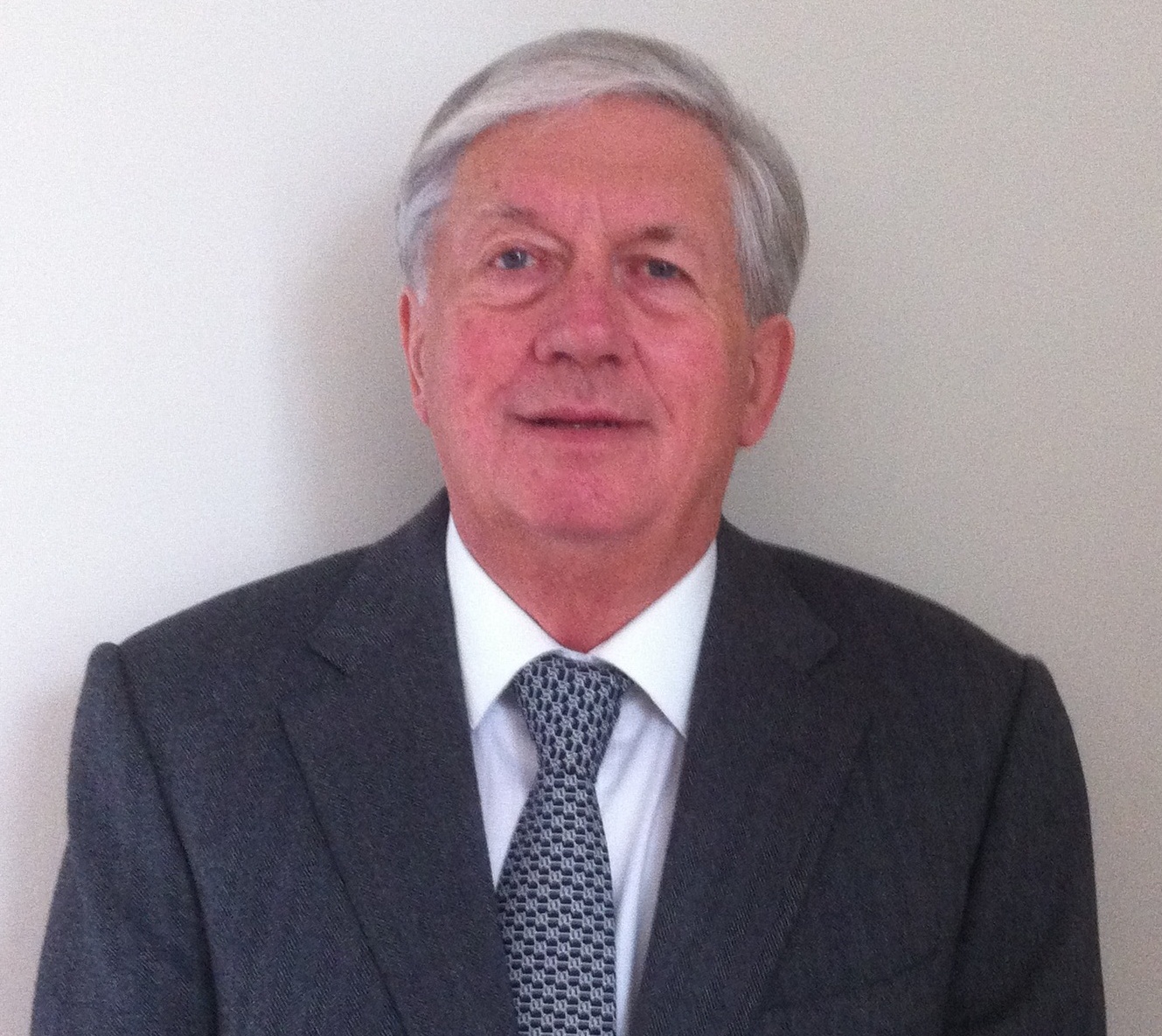 Prof. Dr Christopher Bryant